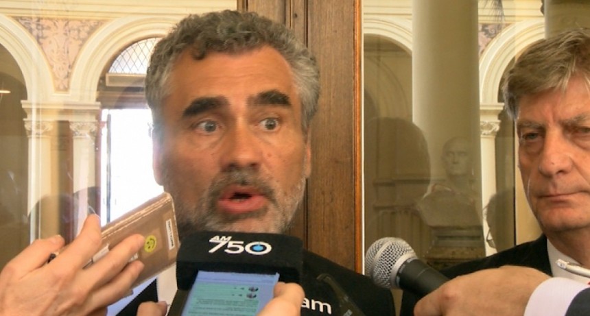 Vanoli advierte que la propuesta opositora para la deuda genera una pérdida del 60% del FGS
