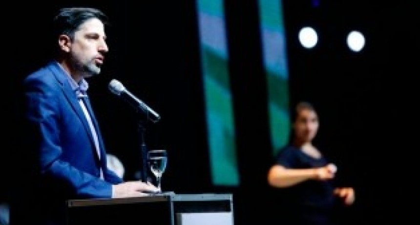 El ministro de Educación, sobre la paritaria nacional docente: 