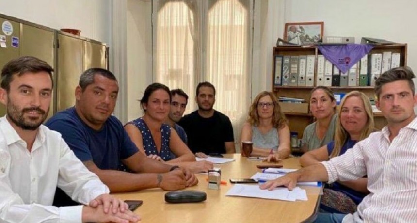 SAN NICOLAS: ASAMBLEA DEL FRENTE DE TODOS, PARA APOYAR LA MANIFESTACIÓN CONTRA EL AUMENTO DE TASAS