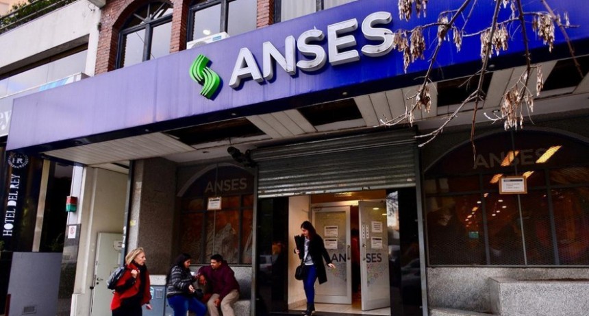 EL GOBIERNO ANUNCIARÁ AUMENTOS EN LAS JUBILACIONES: LA SUBA RONDARÍA EL 12% PARA LOS HABERES MÁS BAJOS Y 4% PARA LOS MÁS ALTOS