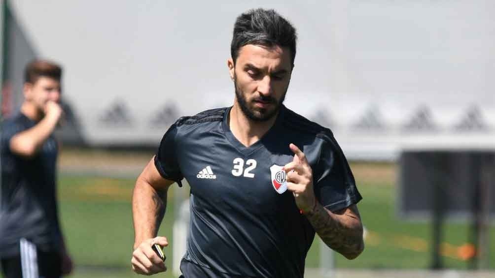 El parate complica la renovación del contrato de Scocco 