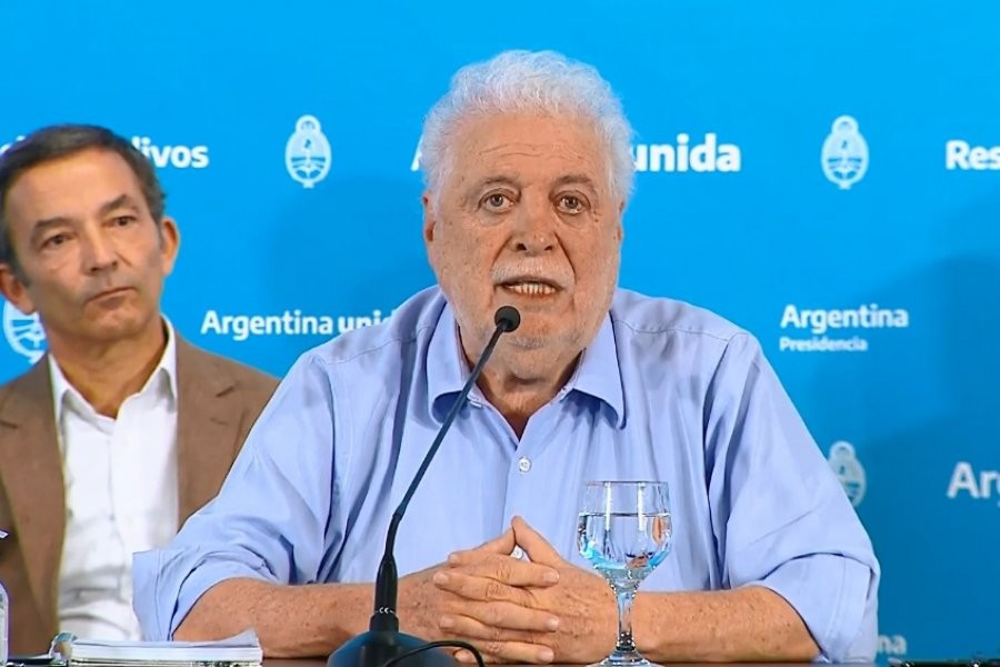 La cuarentena seguirá en mayo y evalúan flexibilizarla para los chicos