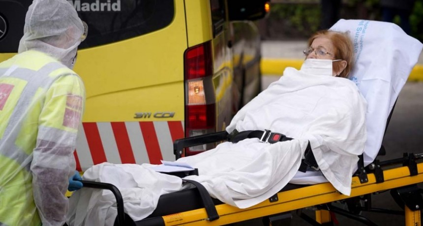 Cómo las personas recuperadas por coronavirus podrían salvar a quienes continúan en tratamiento